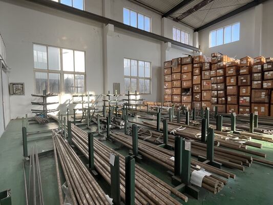 Seamless Copper Nickel Pipe and CuNi Tube with Customized Length and Size for Water Systems